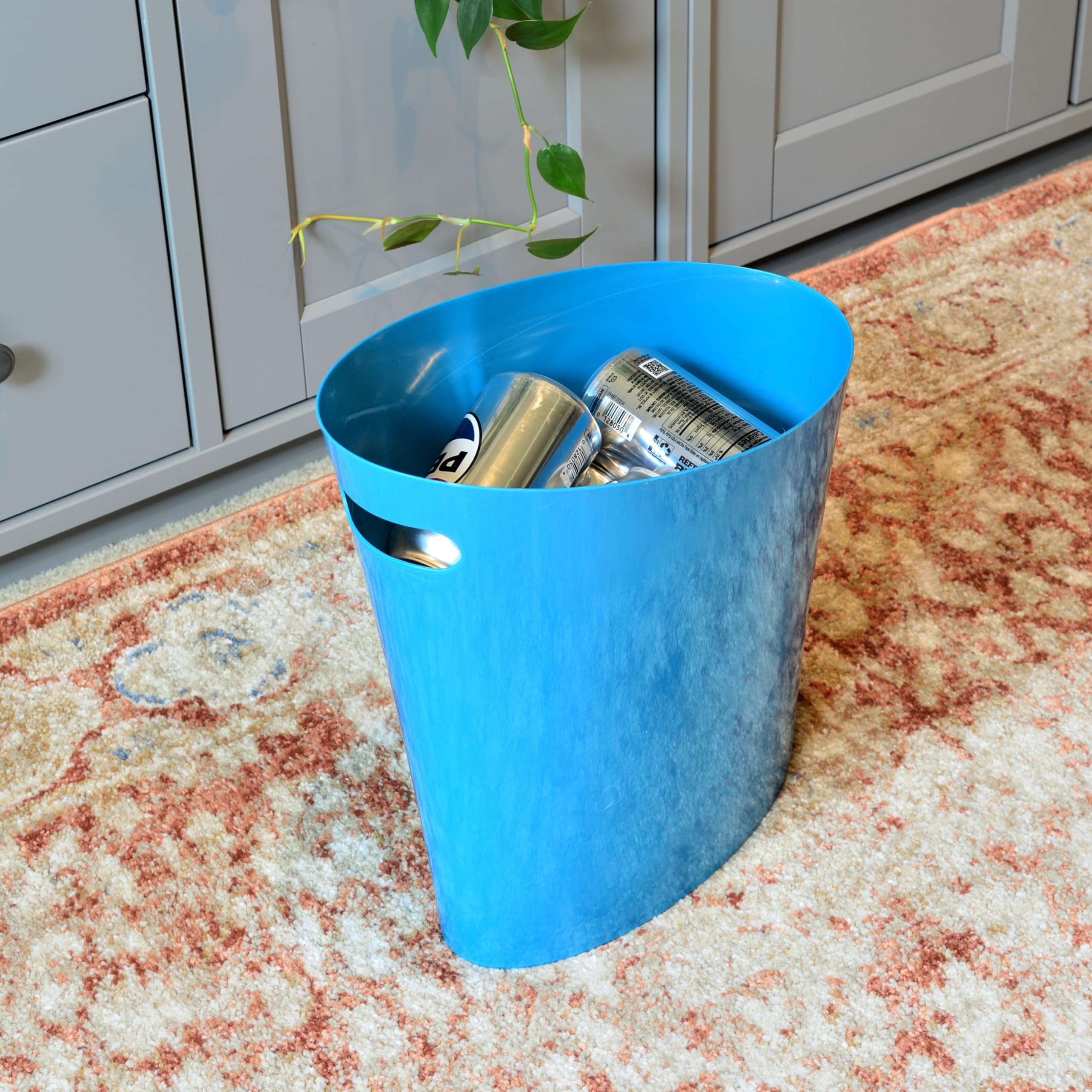 Youngever 2 Gallon Slim Trash Can, Plastic Garbage Container Bin, Small Trash Bin with Handles for Home Office, Living Room, Study Room, Kitchen, Bathroom (2 Pack)