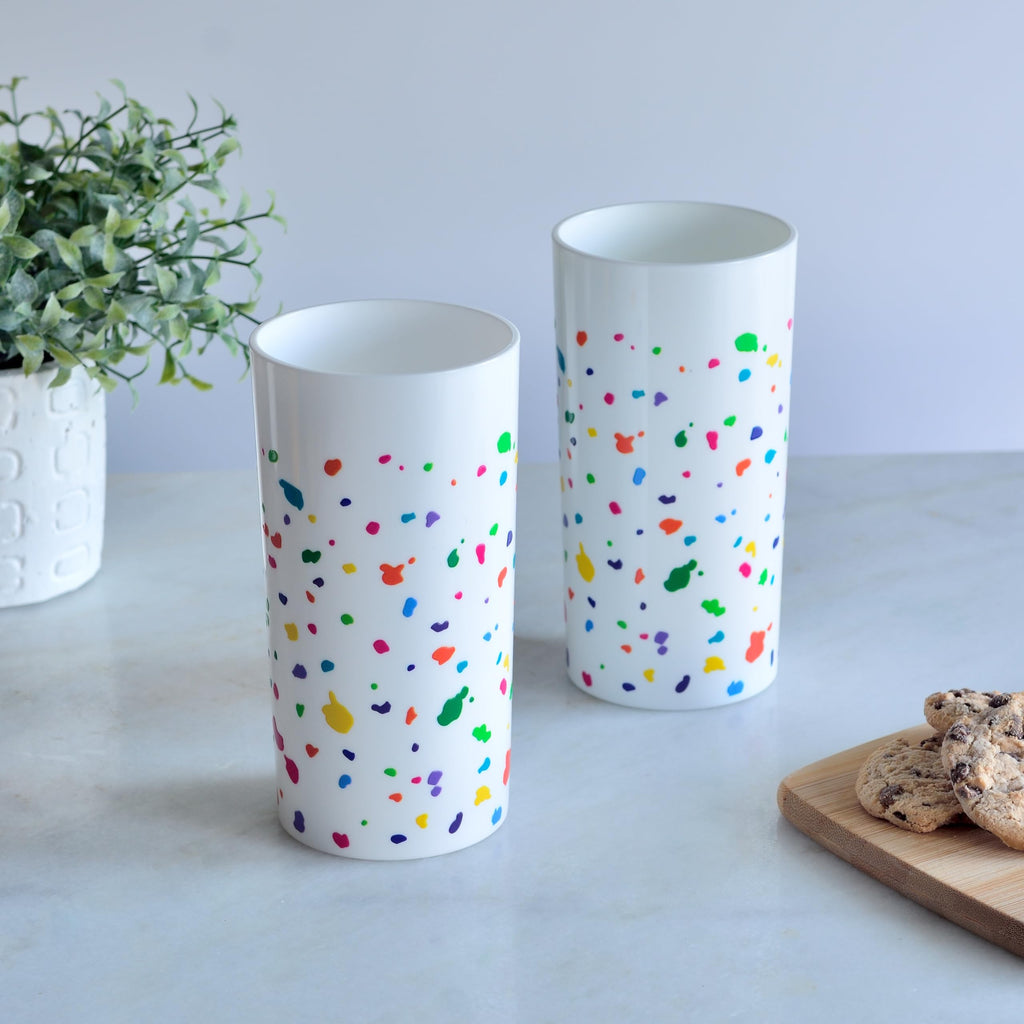 Youngever 4 Pack 16 Ounce Plastic Tumblers, Plastic Drinking Cups, Cafe Break-Resistant Drinking Glasses, Shatterproof Drinking Tumblers, Reusable | NO BPA | Top-rack Dishwasher Safe (3D Splatter)
