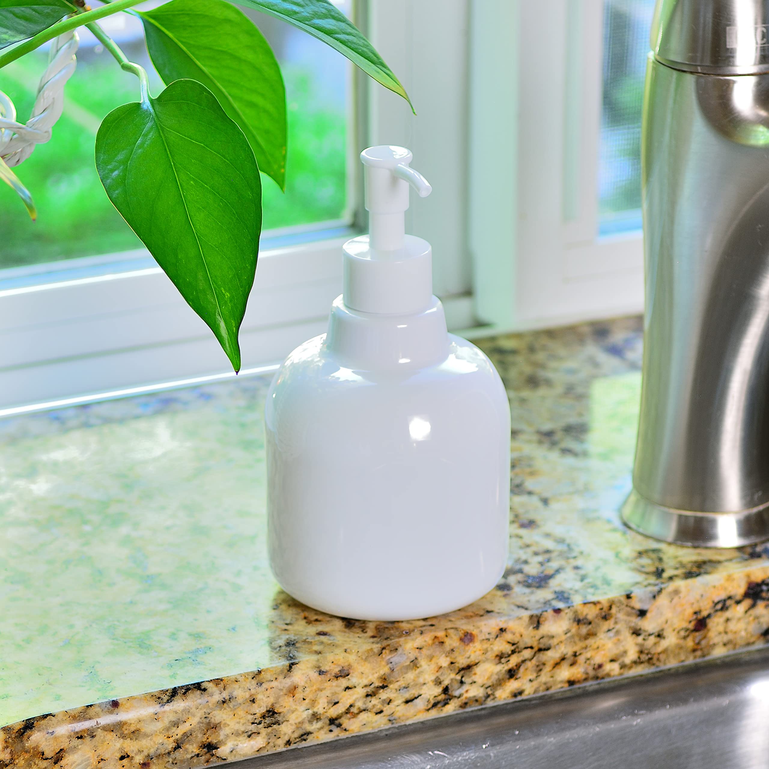 Youngever 6 Pack Plastic Pump Bottles 16 Ounce, Refillable Plastic Pump Bottles with Travel Lock (White)