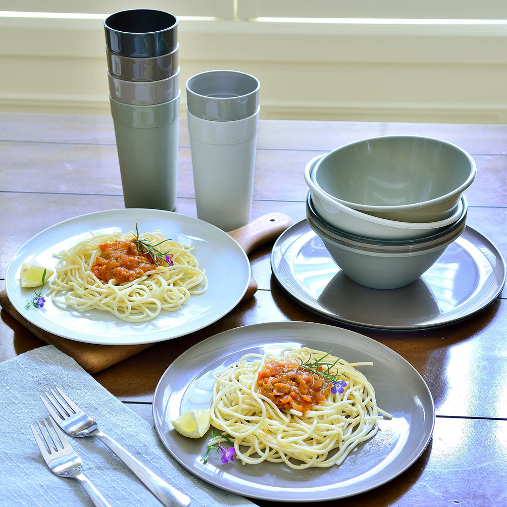 Youngever 18 Piece Plastic Kitchen Dinnerware Set, Plates, Dishes, Bowls, Cups, Service for 6
