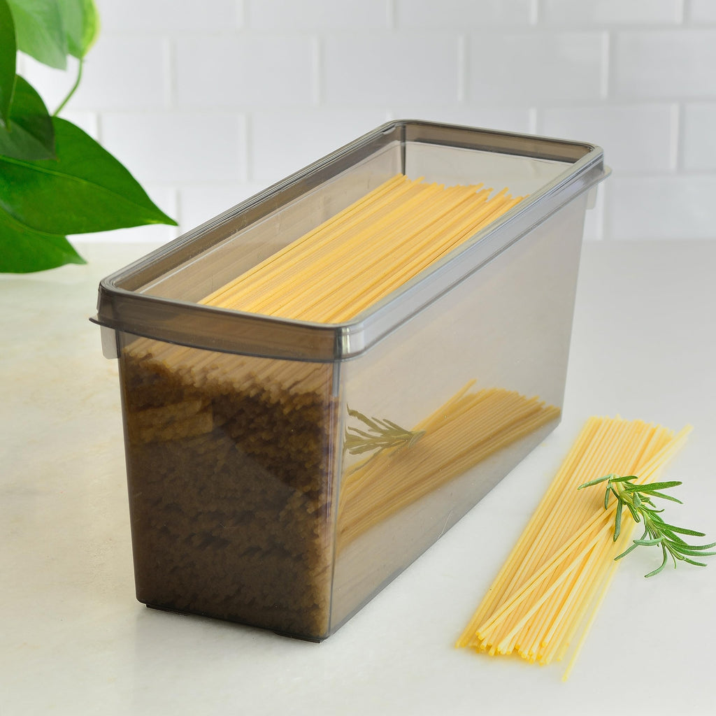 Youngever 2 Pack 100OZ Large Plastic Food Container, Plastic Pasta Containers Organizers, Large Meal Prep Containers and Storage