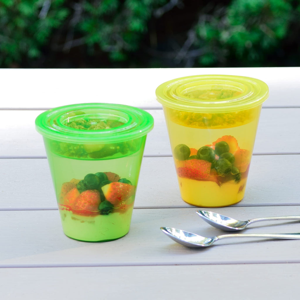 Youngever 7 Set Plastic Parfait Cups with Lids and Inserts, Spill and Leak Proof