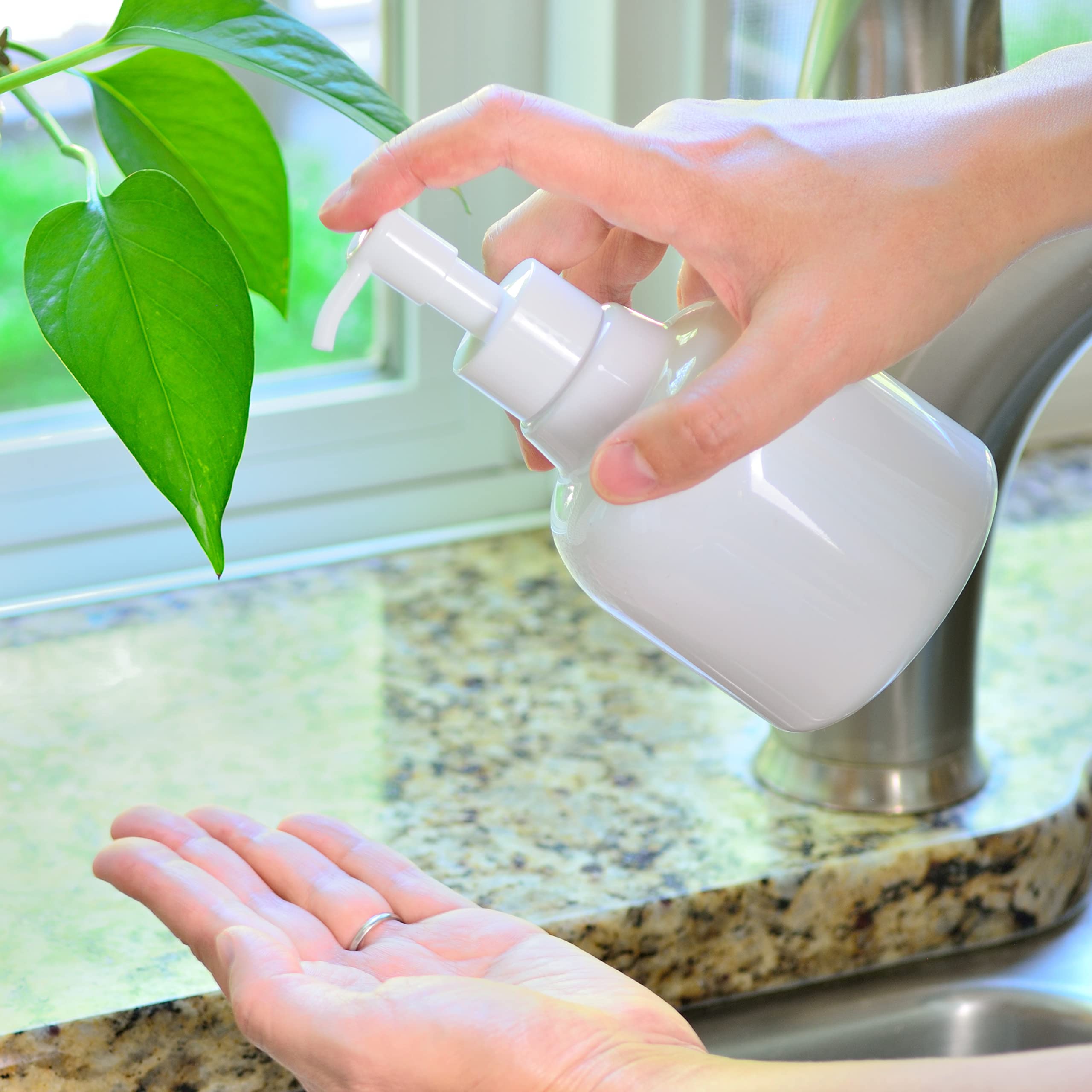 Youngever 6 Pack Plastic Pump Bottles 16 Ounce, Refillable Plastic Pump Bottles with Travel Lock (White)