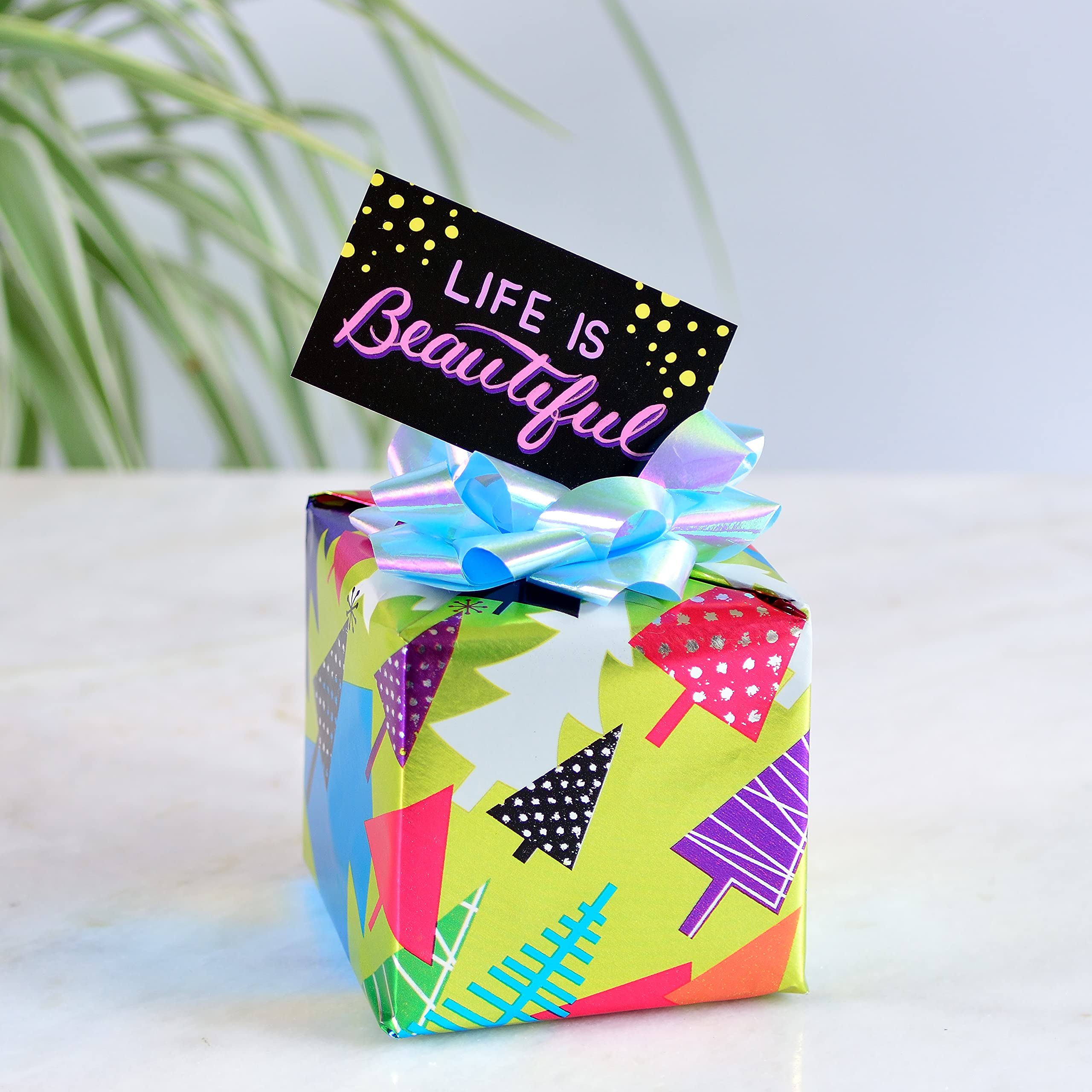 Youngever 300 Pack Motivational Quote Cards, 100 Unique Inspirational Designs Cards, Business Card Sized Encouragement Cards, Gifts for Employees, Thinking of You Gifts, Appreciation Cards