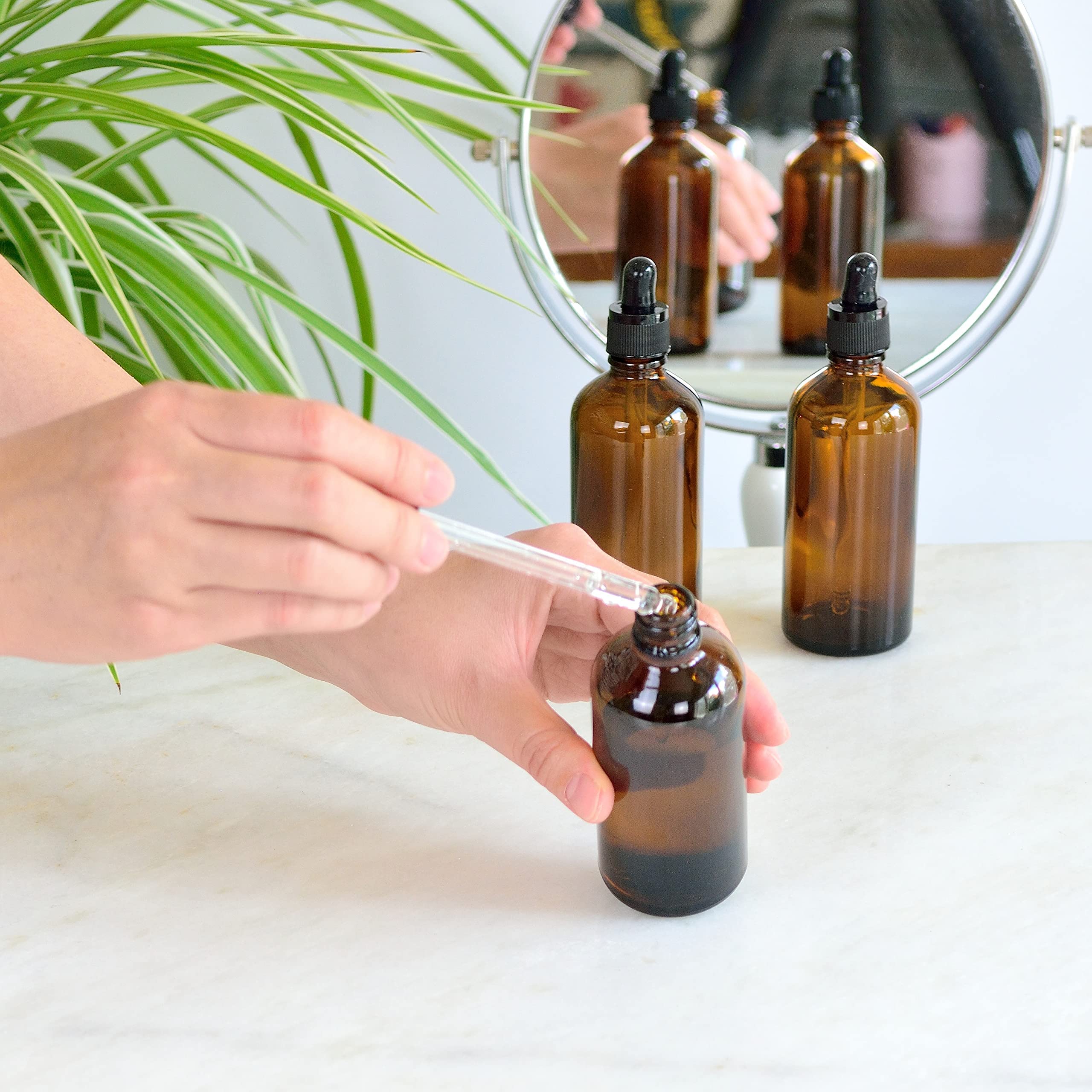 Youngever 16 Pack 4 Ounce Glass Dropper Bottles for Essential Oil, 2 Stainless Steel Mini Funnels