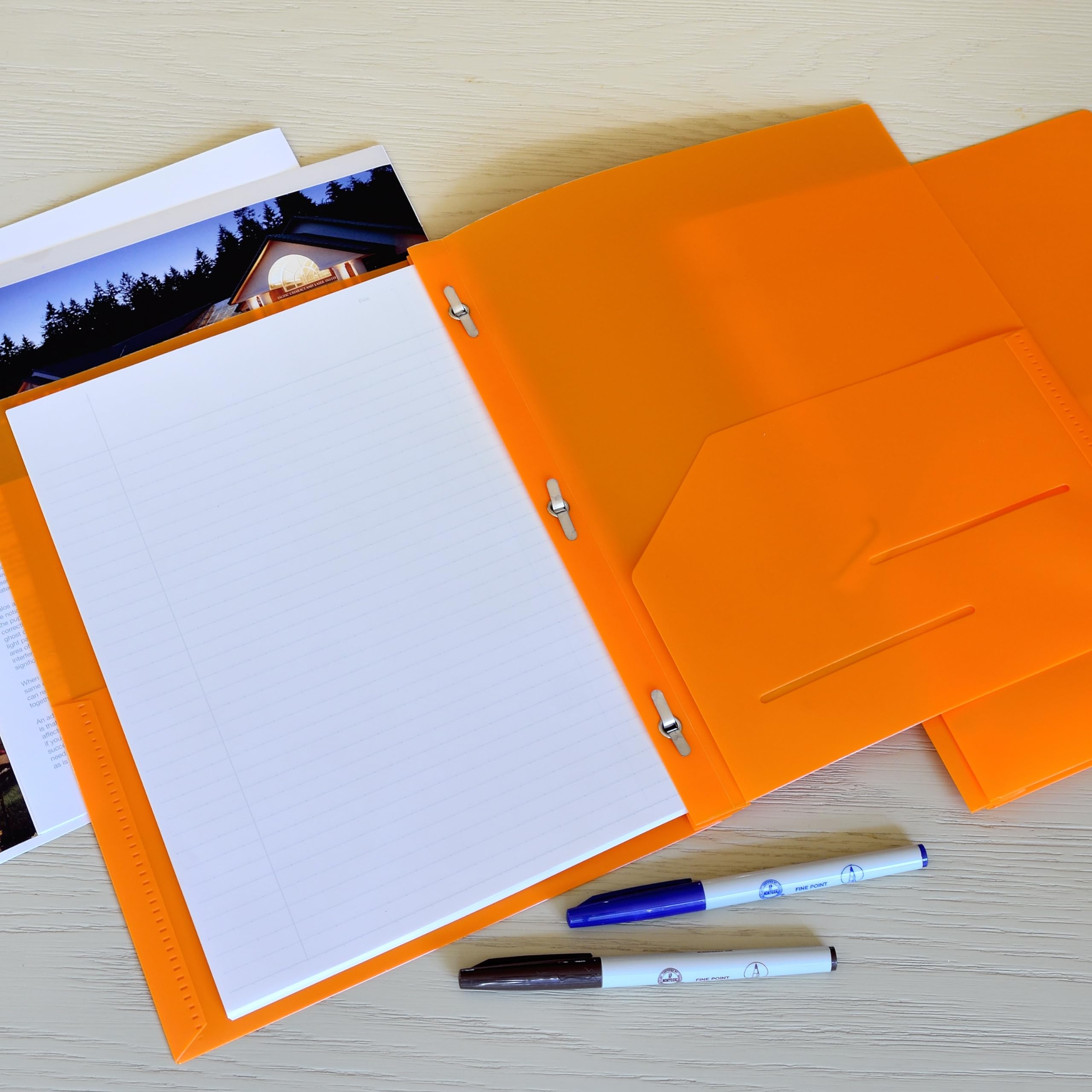 Youngever 6 Pack Heavy Duty Plastic Two Pocket Folders with 3 Prongs, Metal Prongs Fastener, Heavy Duty Plastic 2 Pocket Folder