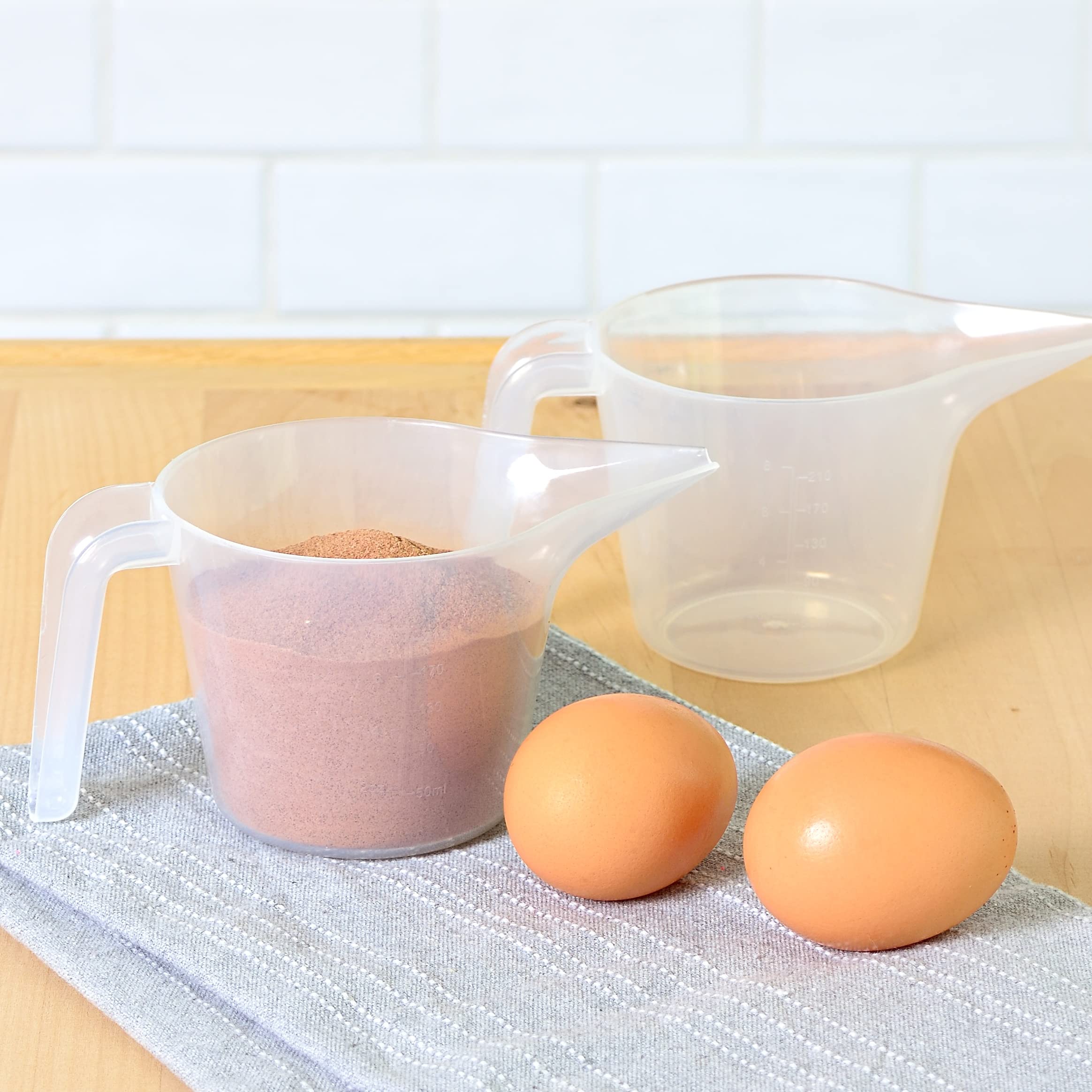 Youngever 4 Pack Plastic Measuring Cups, Clear Measuring Cups