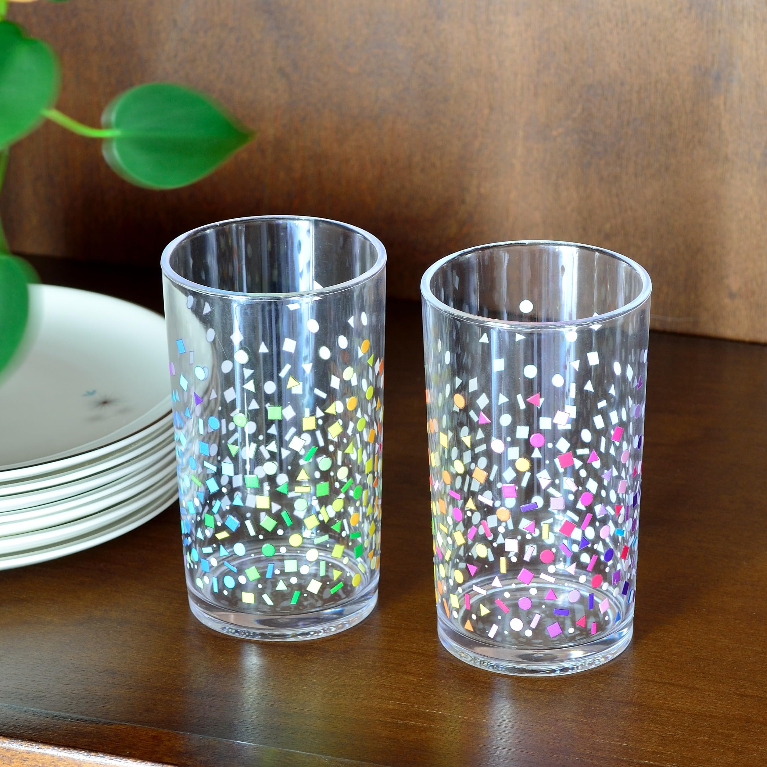 Youngever 4 Pack 9 Ounce Plastic Tumblers, Plastic Glasses, Cafe Break-Resistant Drinking Glasses, Shatterproof Beverage Tumblers, Reusable | NO BPA | Top-rack Dishwasher Safe (3D Confetti)