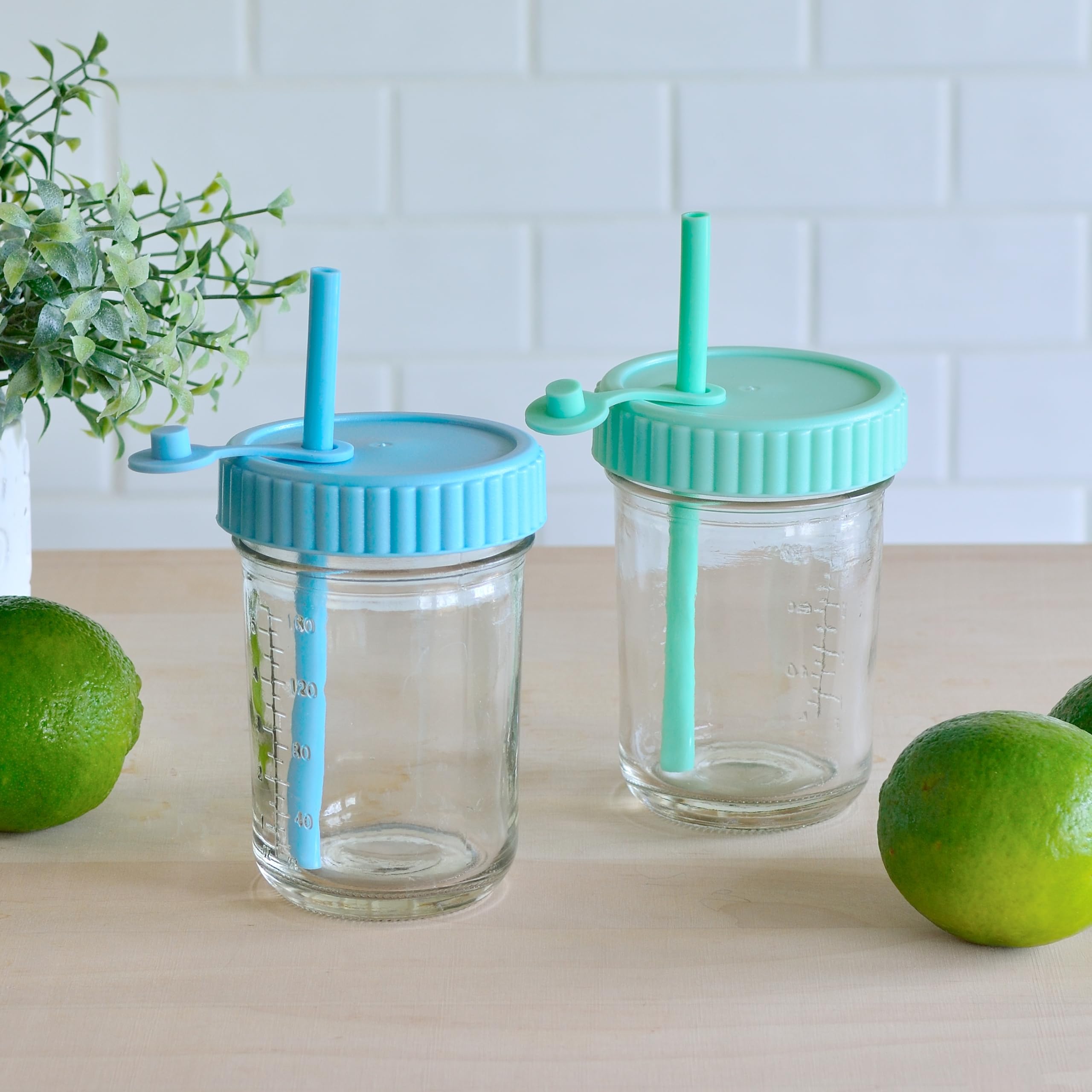 Youngever 8 Pack Glass Jars With Straws, 8 Ounce Cups, Mason Jars With Airtight Lids