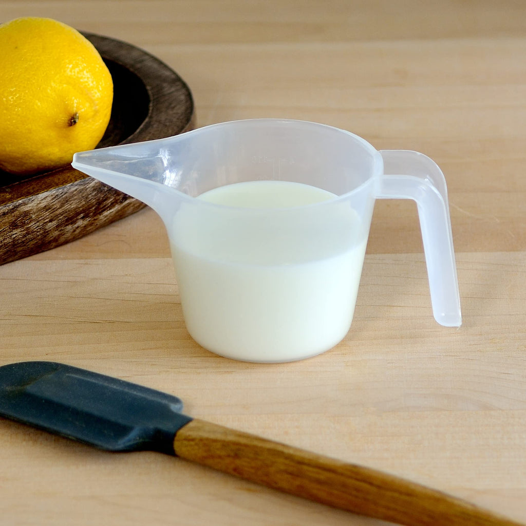 Youngever 4 Pack Plastic Measuring Cups, Clear Measuring Cups