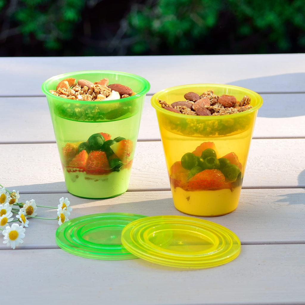 Youngever 7 Set Plastic Parfait Cups with Lids and Inserts, Spill and Leak Proof