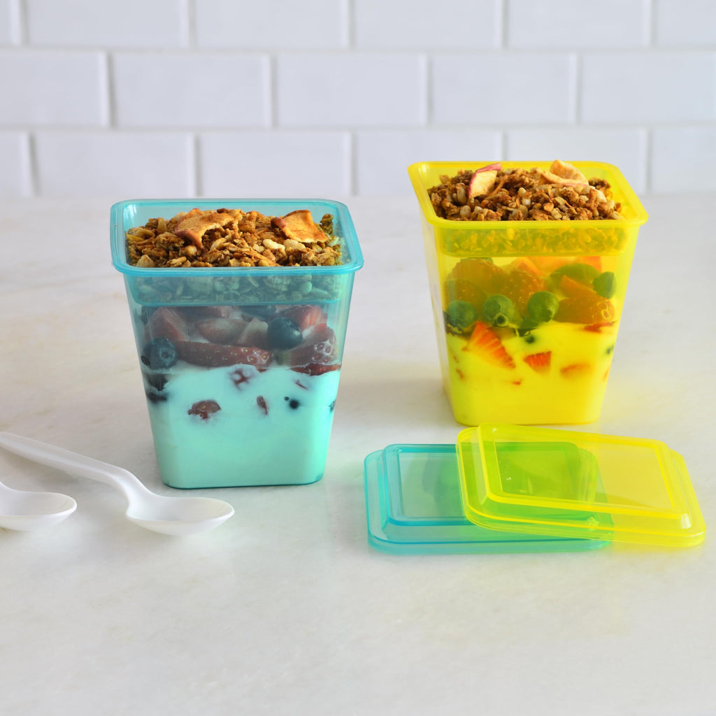 Youngever 7 Sets Plastic Parfait Cups, Reusable Plastic Dessert Cups with Lids and Inserts, Reusable Plastic Yogurt Cups with Inserts, Spill and Leak Proof