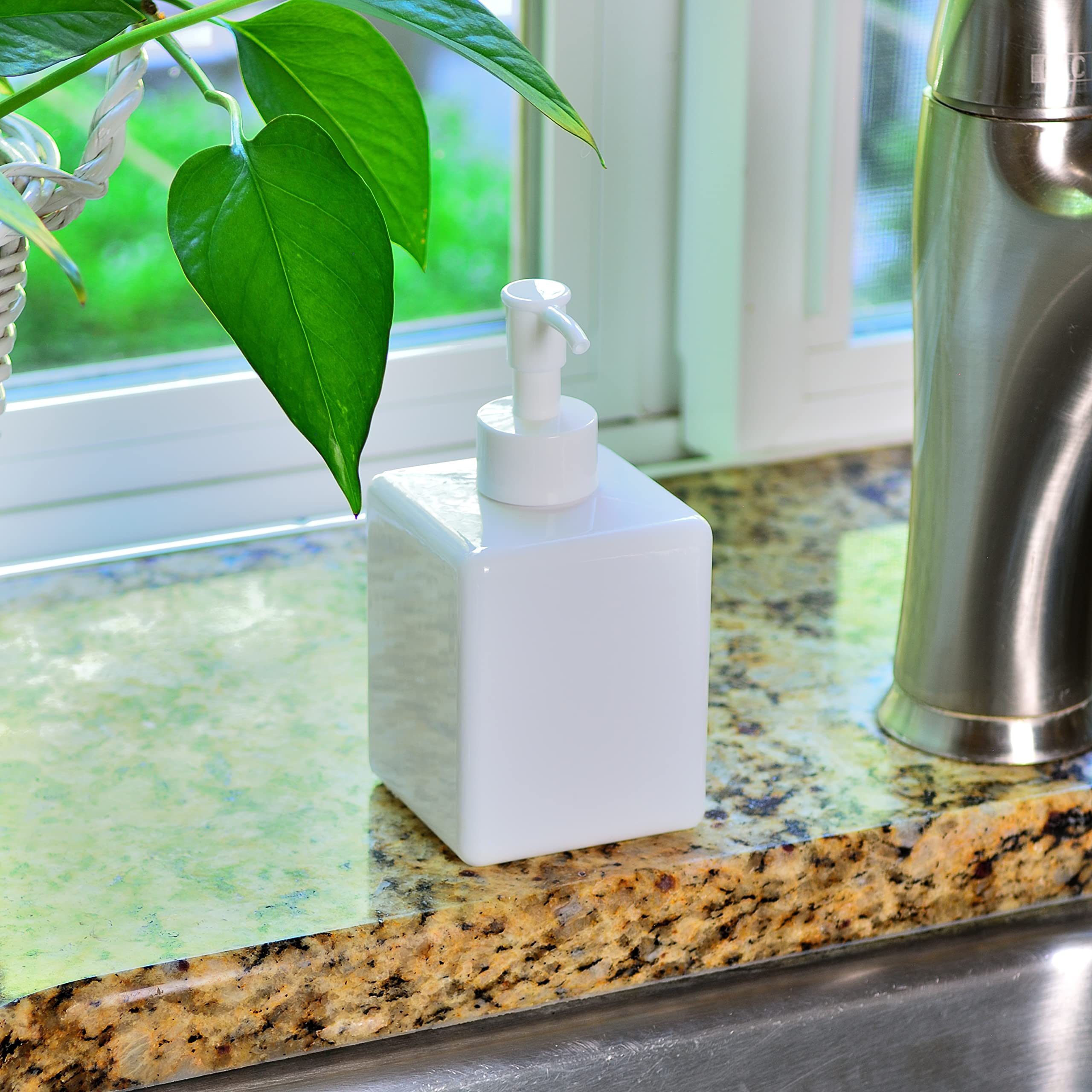 Youngever 5 Pack Plastic Pump Bottles, White Refillable Plastic Pump Bottles with Travel Lock