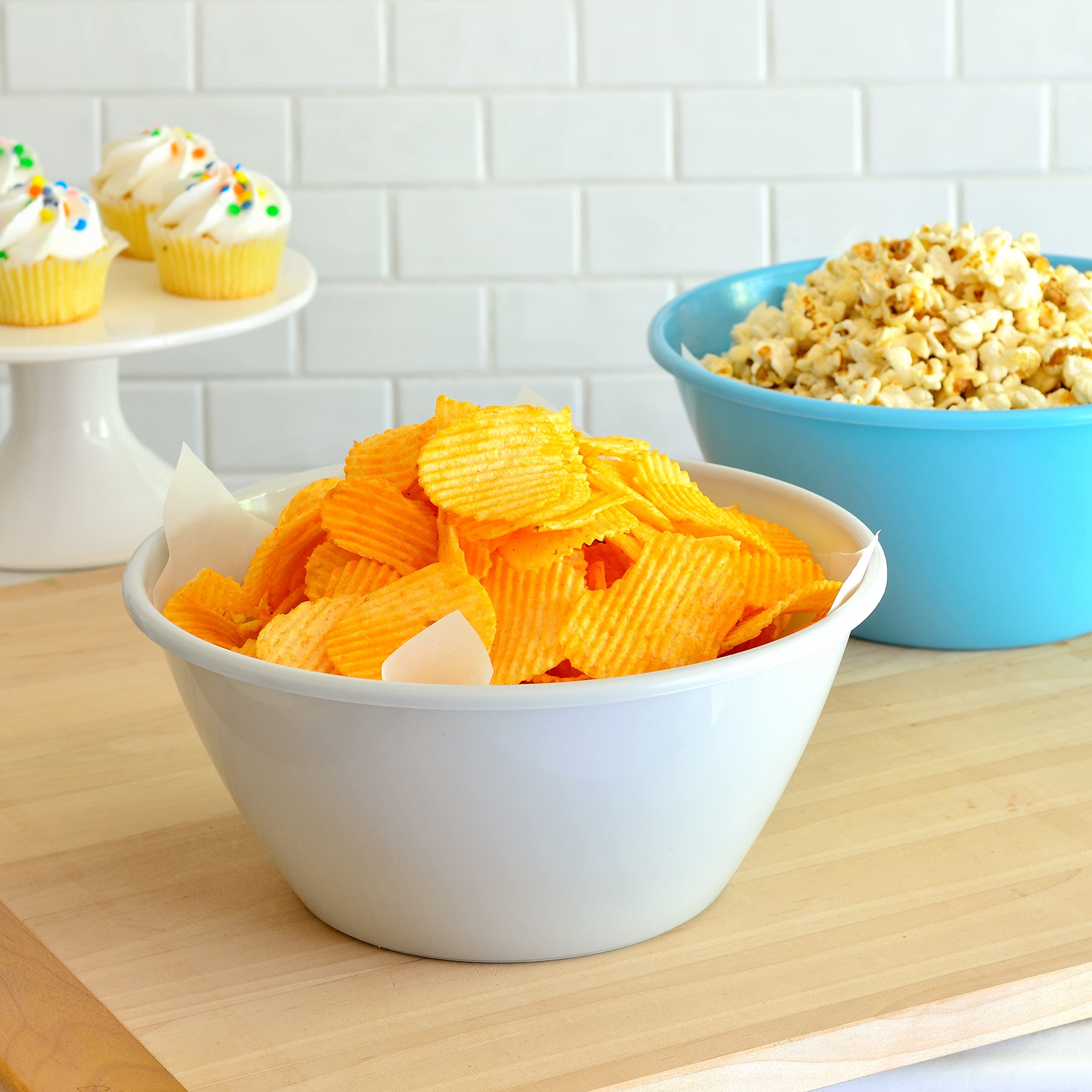 Youngever 11 inch 120 Ounce Plastic Mixing and Serving Bowls, Large Popcorn Bowls, Salad Bowls, Chip and Dip Serving Bowls, Set of 9